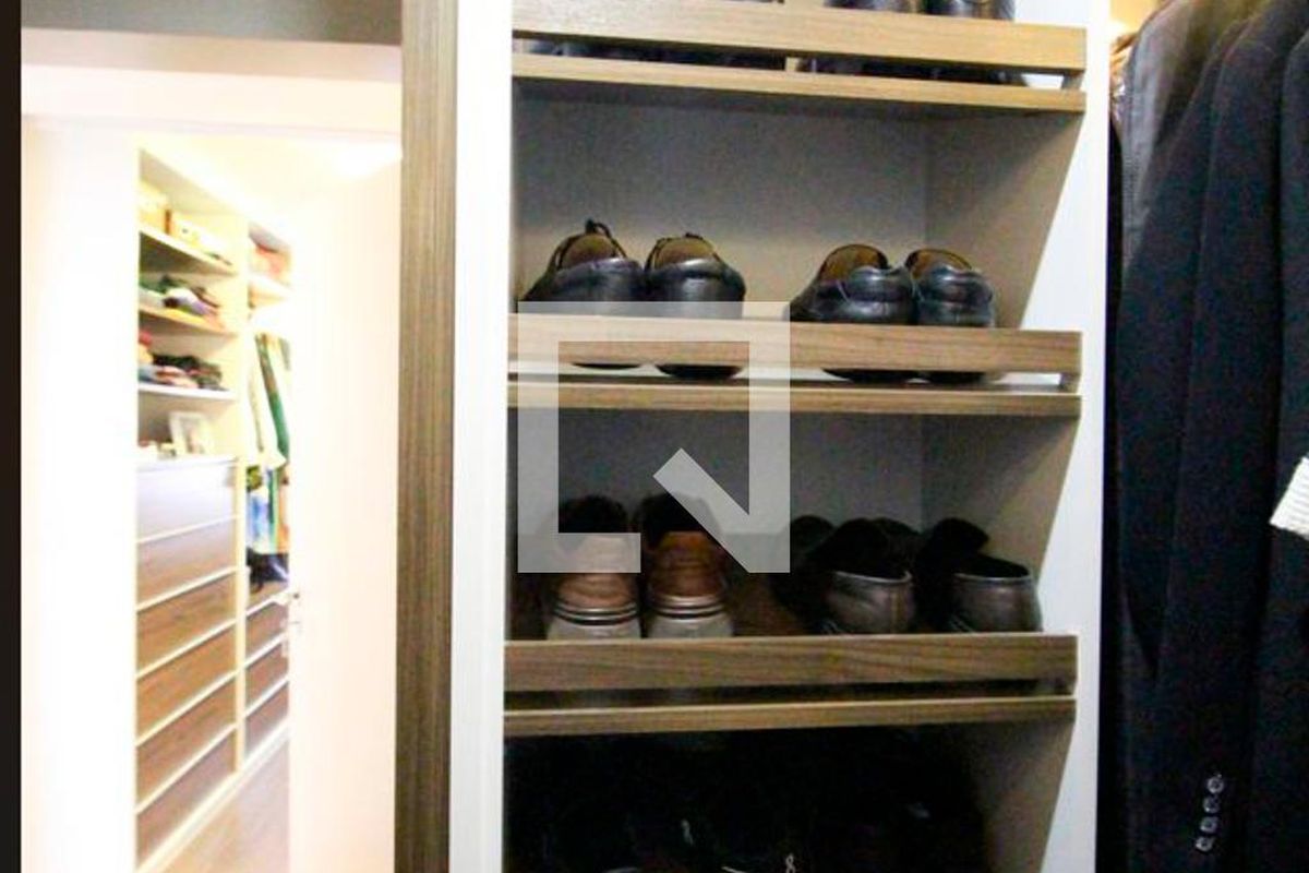 Apartamento, 3 quartos, 216 m² - Foto 33