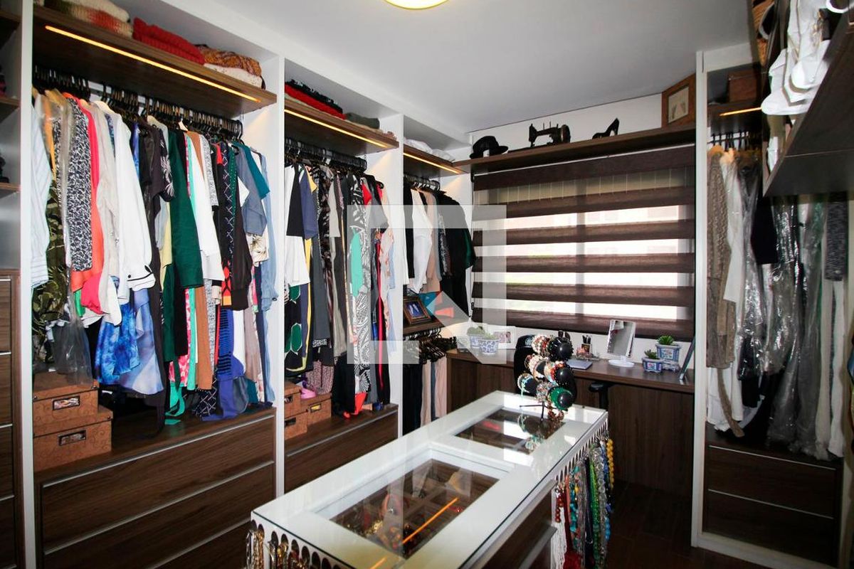 Apartamento, 3 quartos, 216 m² - Foto 25