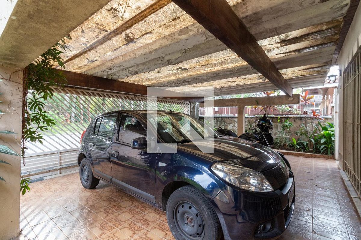 Casa, 4 quartos, 250 m² - Foto 43