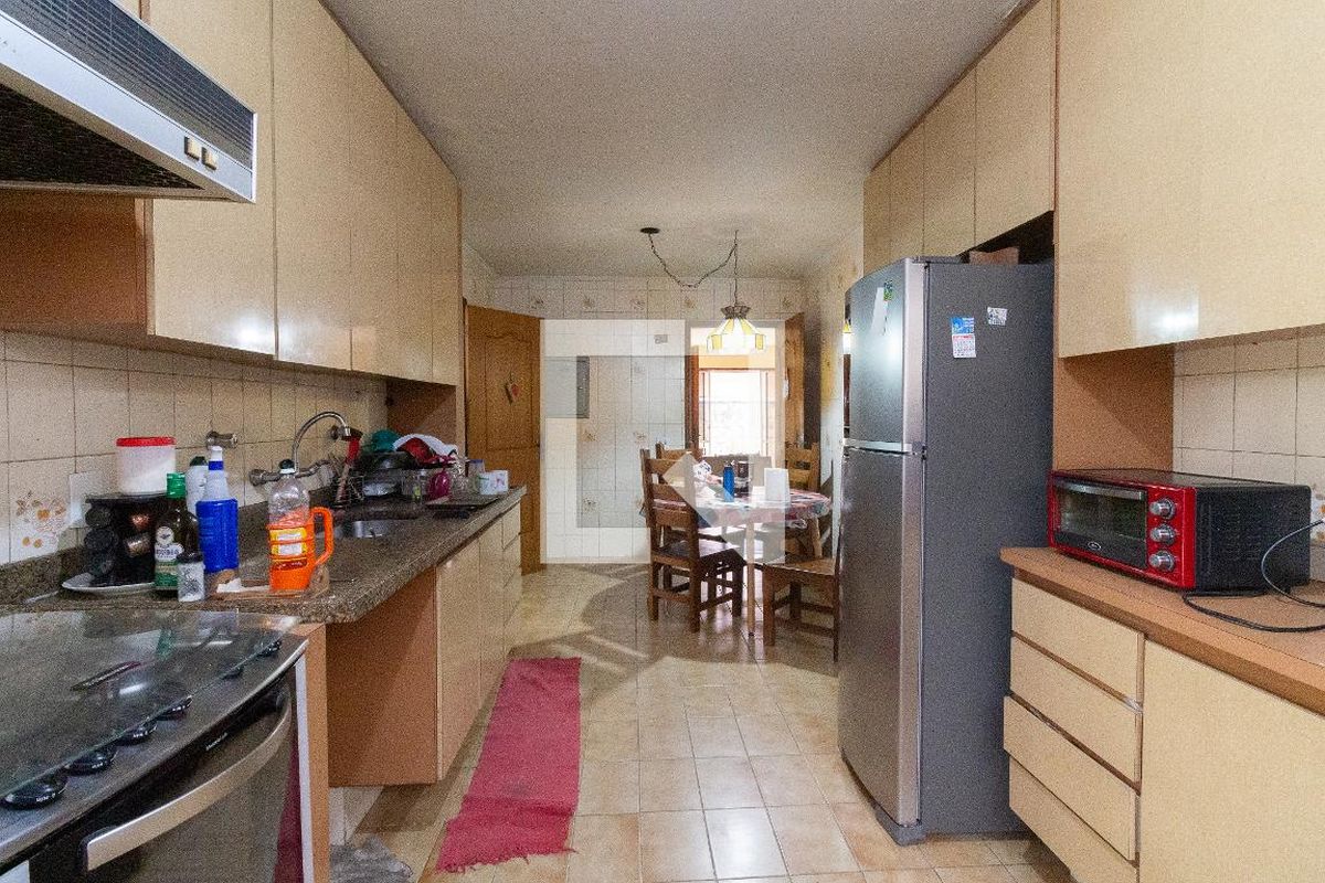 Casa, 4 quartos, 250 m² - Foto 9
