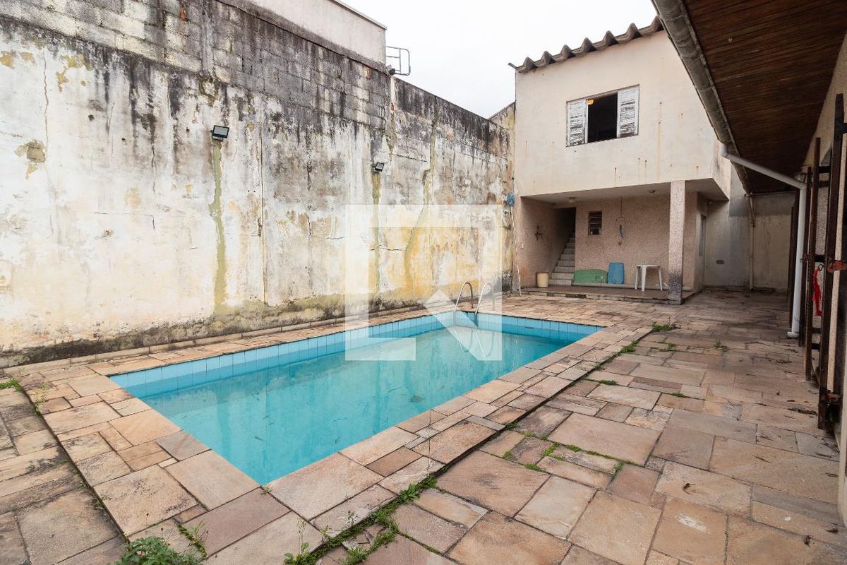 Casa, 4 quartos, 250 m² - Foto 30