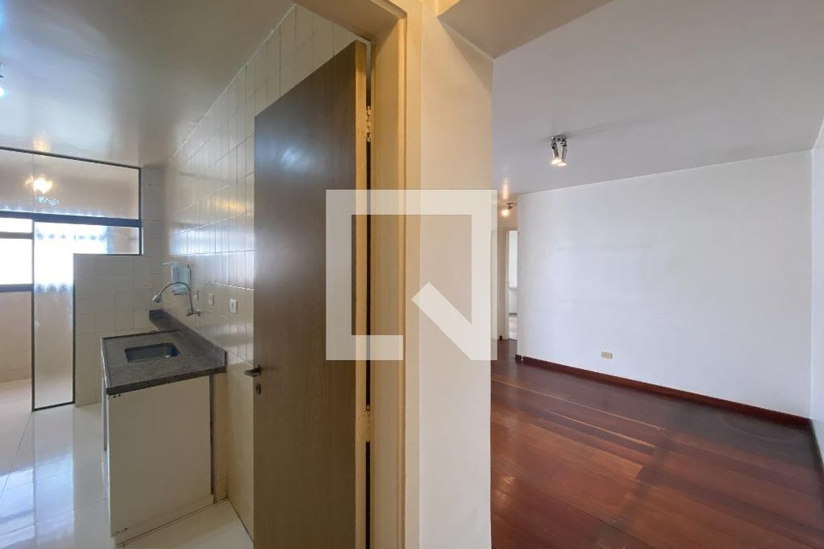 Apartamento, 3 quartos, 80 m² - Foto 2