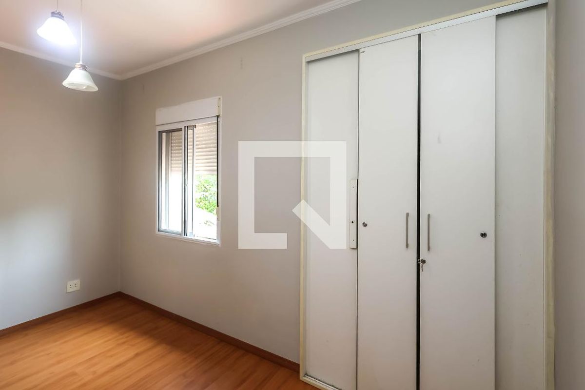 Casa, 4 quartos, 260 m² - Foto 48