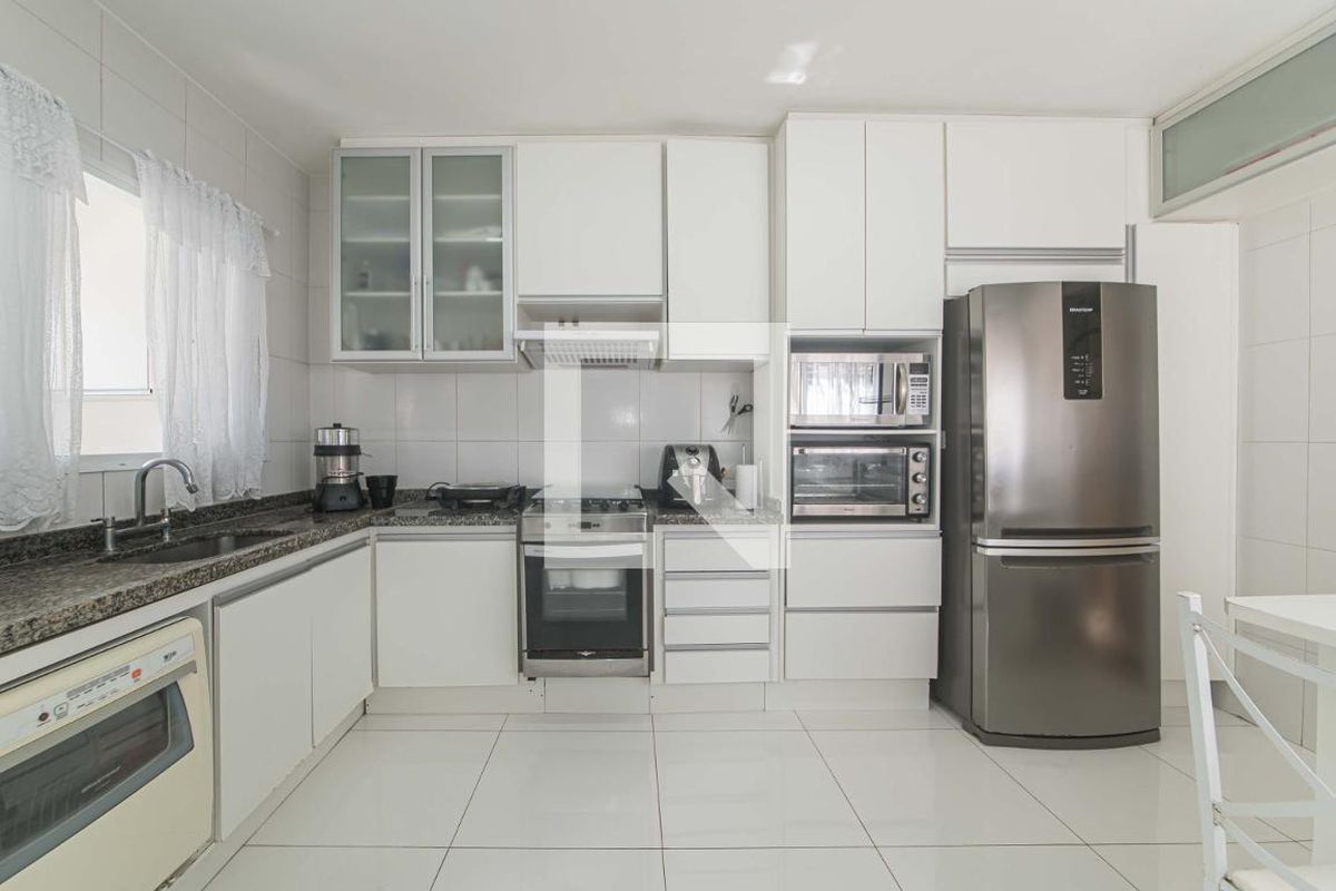 Casa, 3 quartos, 195 m² - Foto 47