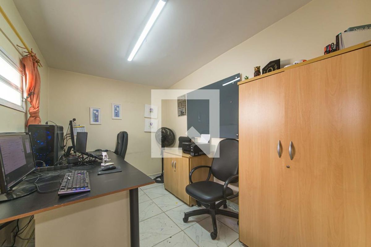 Casa, 3 quartos, 195 m² - Foto 61