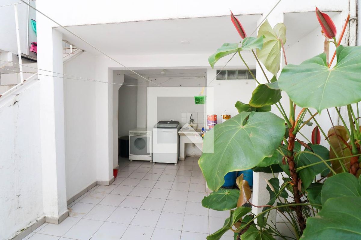 Casa, 3 quartos, 240 m² - Foto 61