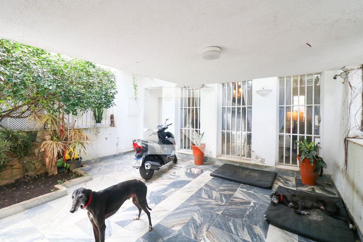 Casa, 3 quartos, 240 m² - Foto 1
