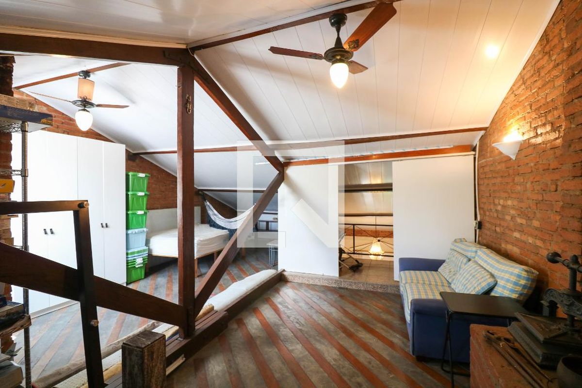 Casa, 3 quartos, 240 m² - Foto 143