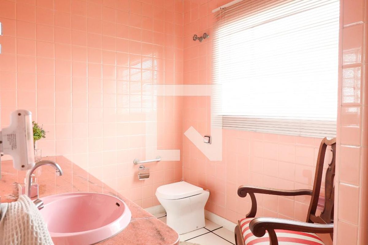 Casa, 3 quartos, 240 m² - Foto 85