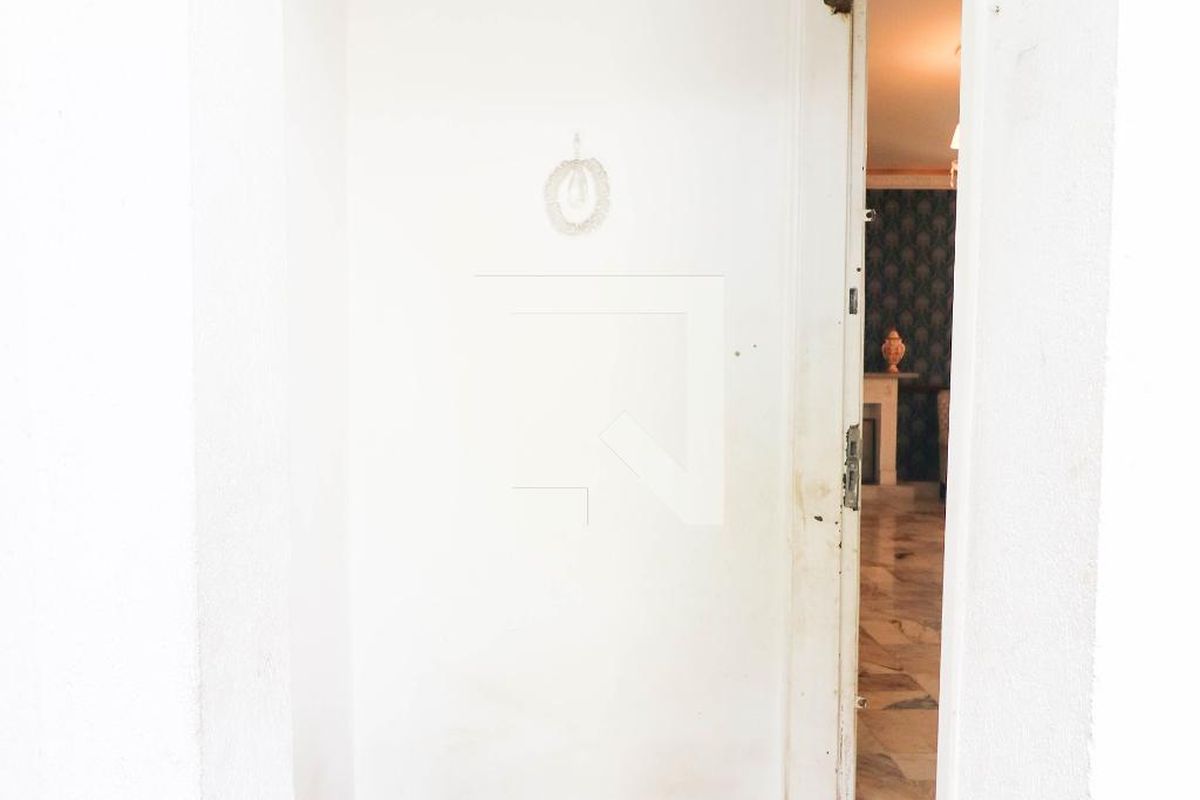 Casa, 3 quartos, 240 m² - Foto 9