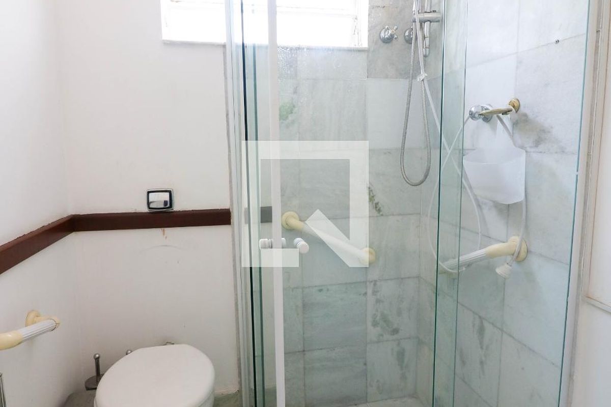 Casa, 3 quartos, 240 m² - Foto 47