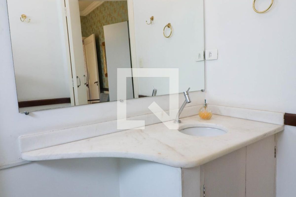 Casa, 3 quartos, 240 m² - Foto 49