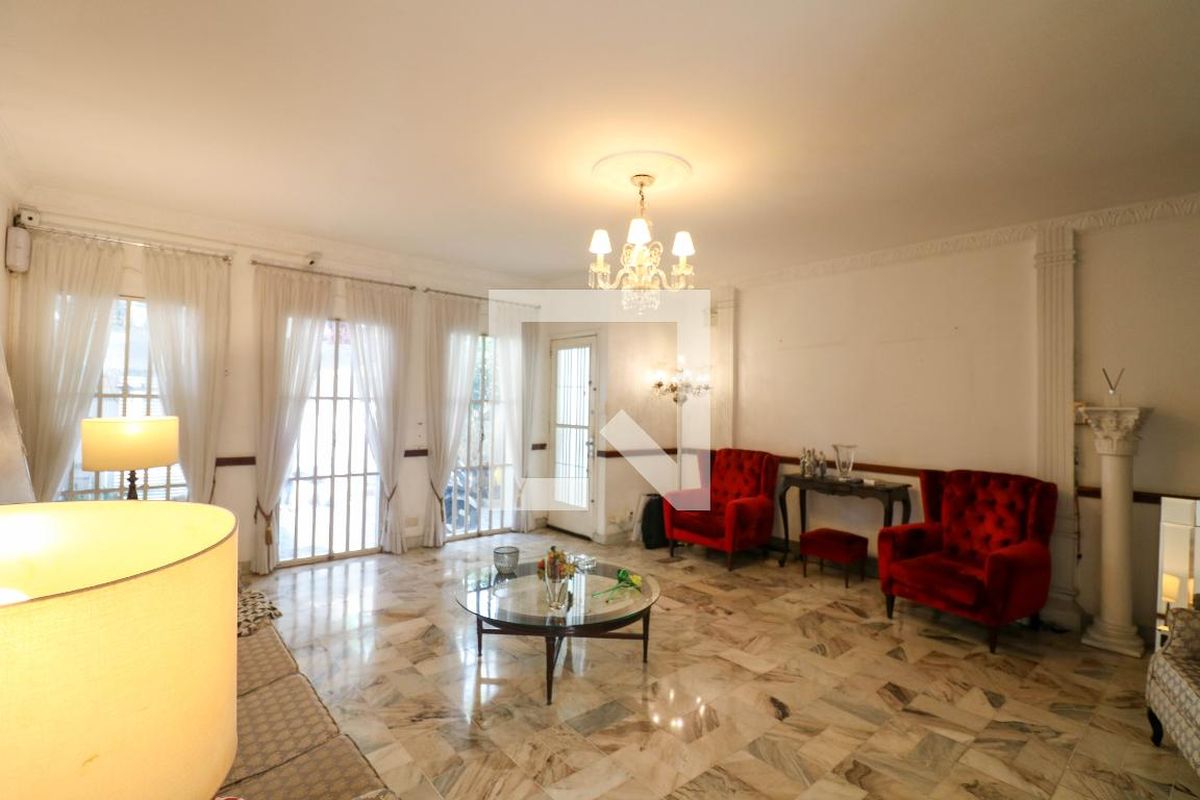 Casa, 3 quartos, 240 m² - Foto 19