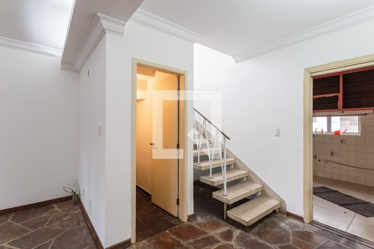 Casa, 6 quartos, 312 m² - Foto 10