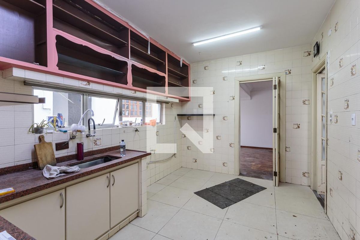 Casa, 6 quartos, 312 m² - Foto 8