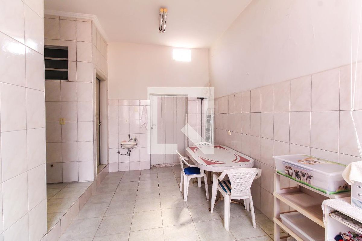 Casa, 2 quartos, 286 m² - Foto 27