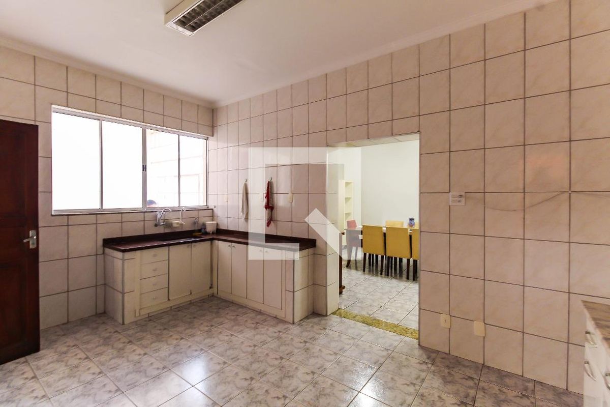 Casa, 2 quartos, 286 m² - Foto 18