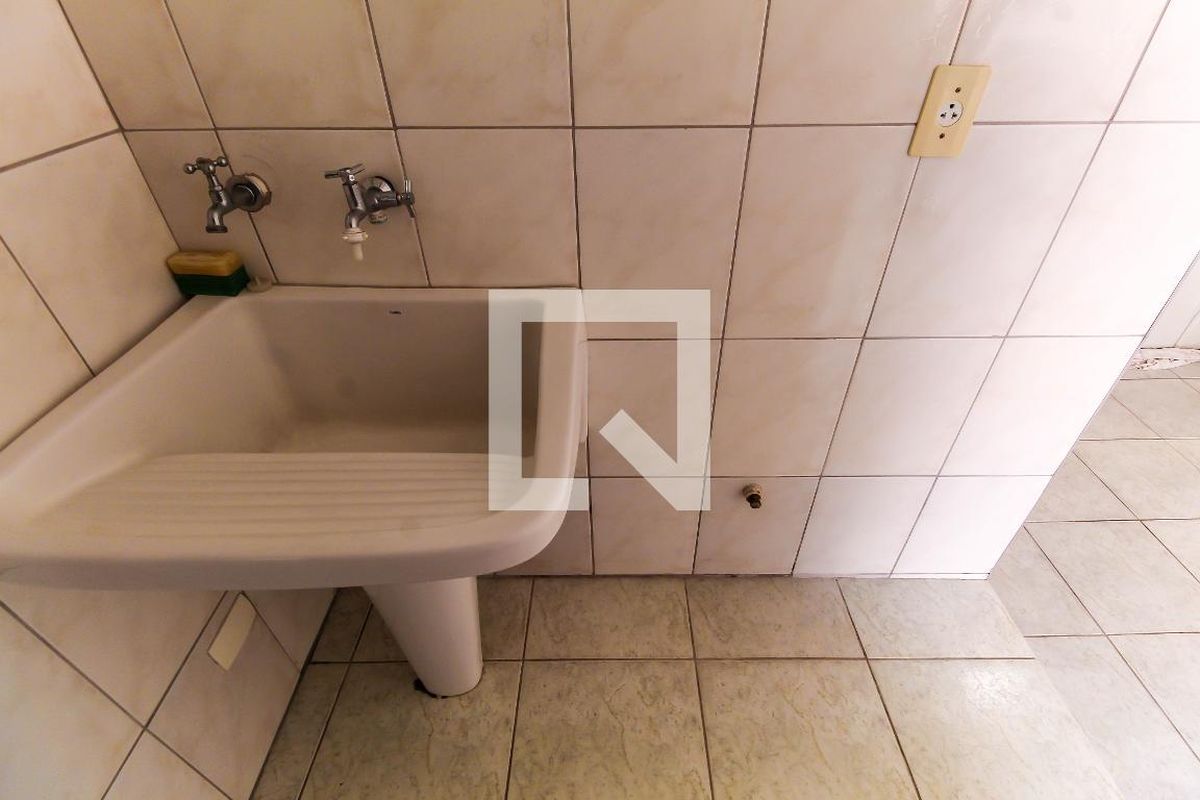 Casa, 2 quartos, 286 m² - Foto 28