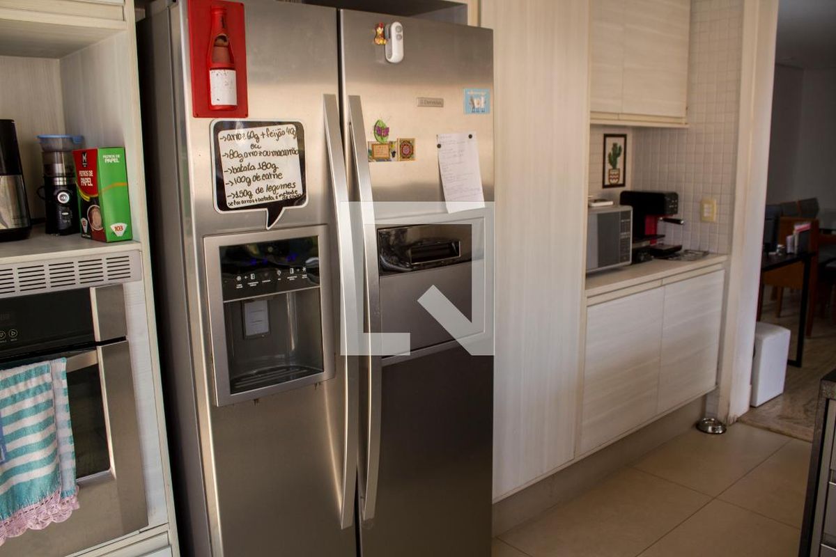 Casa, 3 quartos, 263 m² - Foto 51