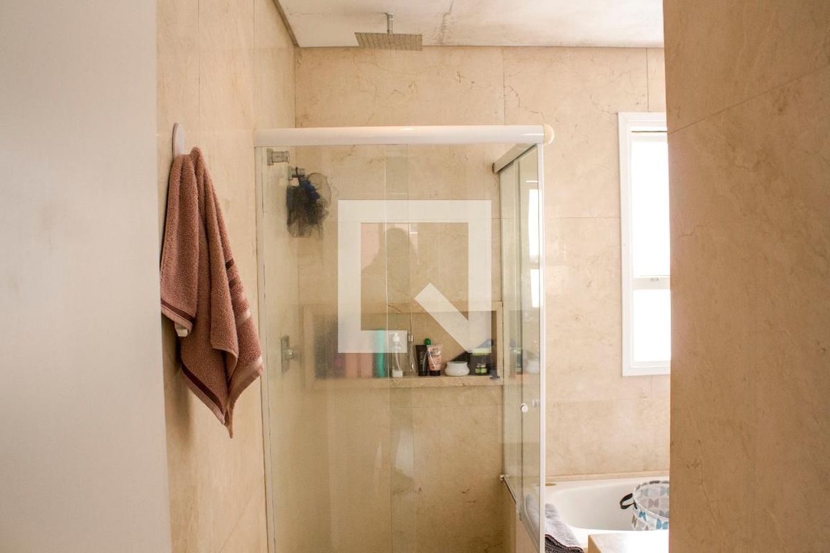 Casa, 3 quartos, 263 m² - Foto 34