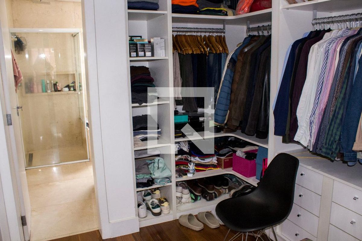 Casa, 3 quartos, 263 m² - Foto 32
