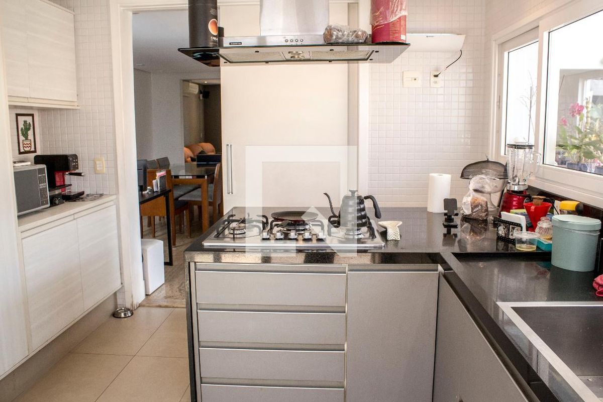 Casa, 3 quartos, 263 m² - Foto 50