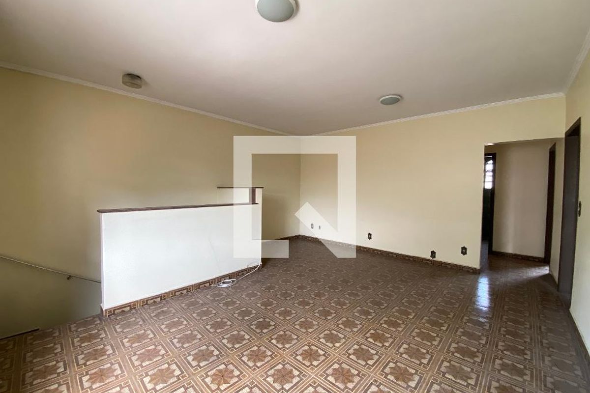 Casa, 5 quartos, 326 m² - Foto 1