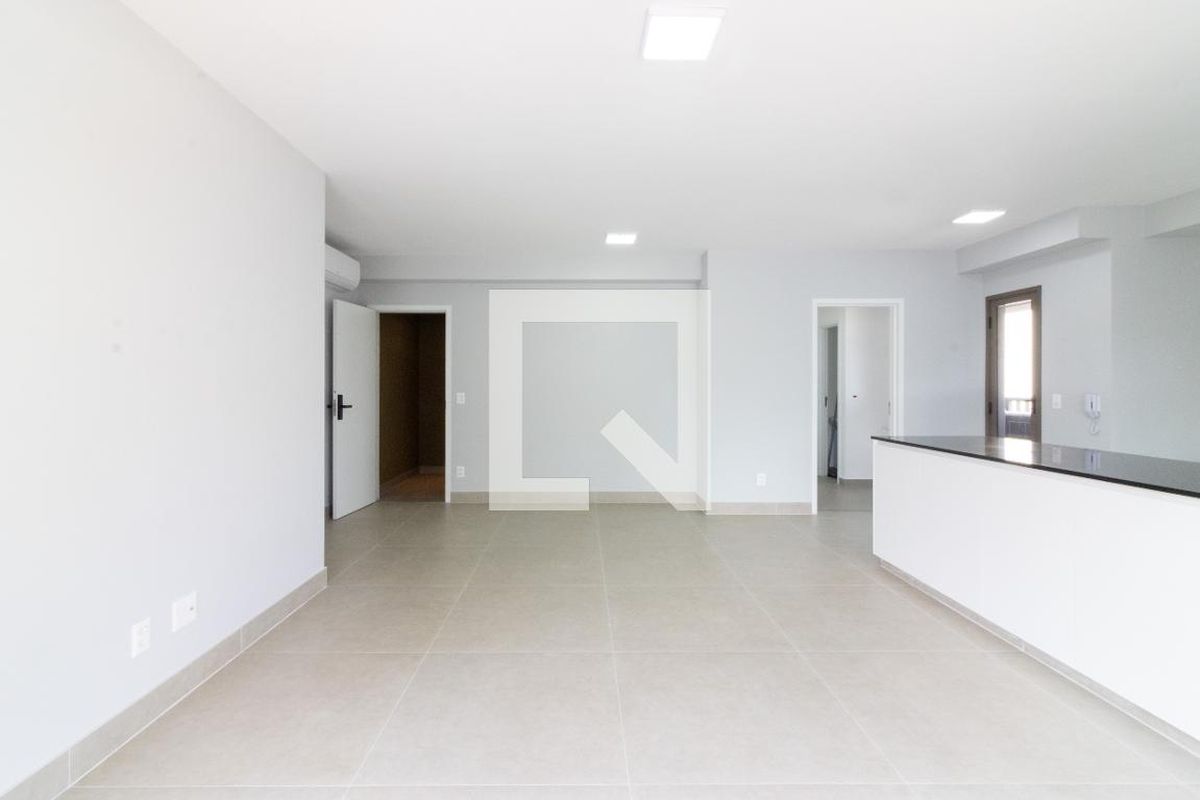 Apartamento, 3 quartos, 121 m² - Foto 2