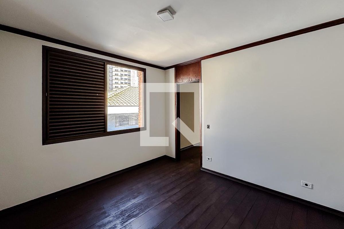 Casa, 4 quartos, 310 m² - Foto 15