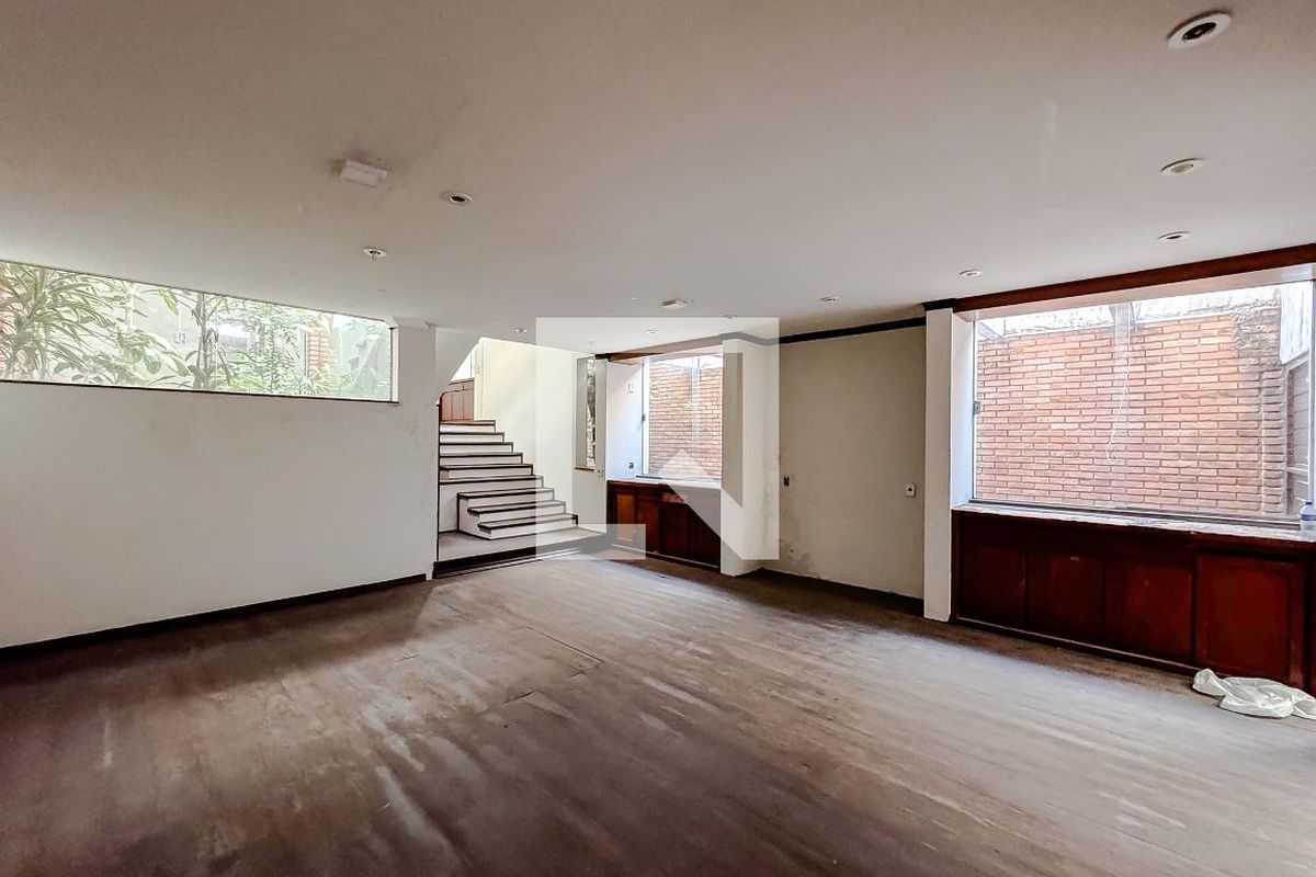 Casa, 4 quartos, 310 m² - Foto 3