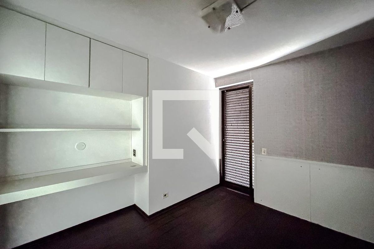 Casa, 4 quartos, 310 m² - Foto 31