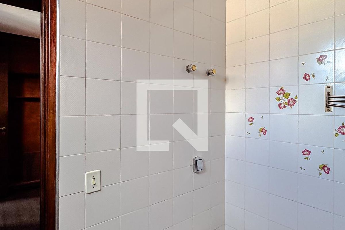 Casa, 4 quartos, 310 m² - Foto 35