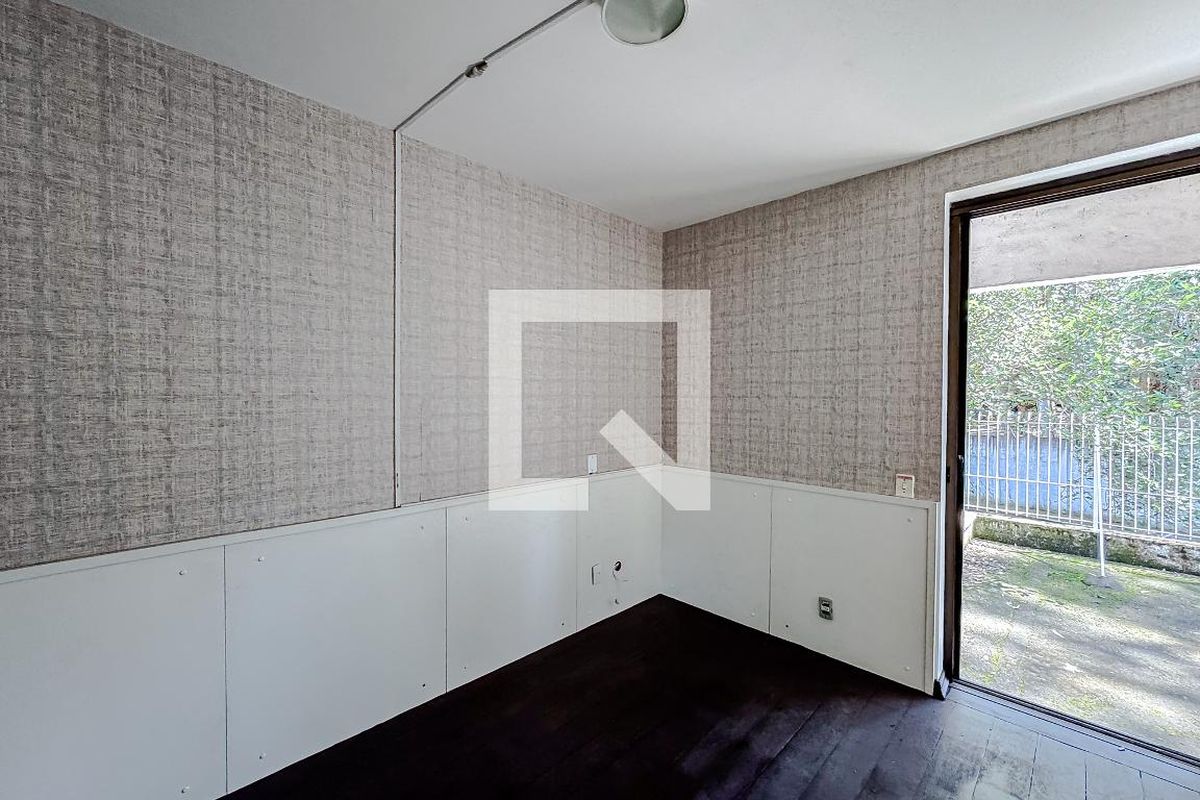 Casa, 4 quartos, 310 m² - Foto 27
