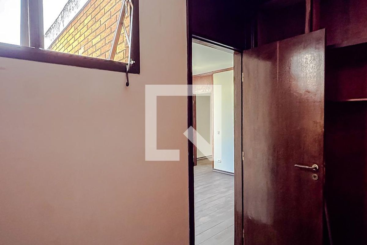 Casa, 4 quartos, 310 m² - Foto 19