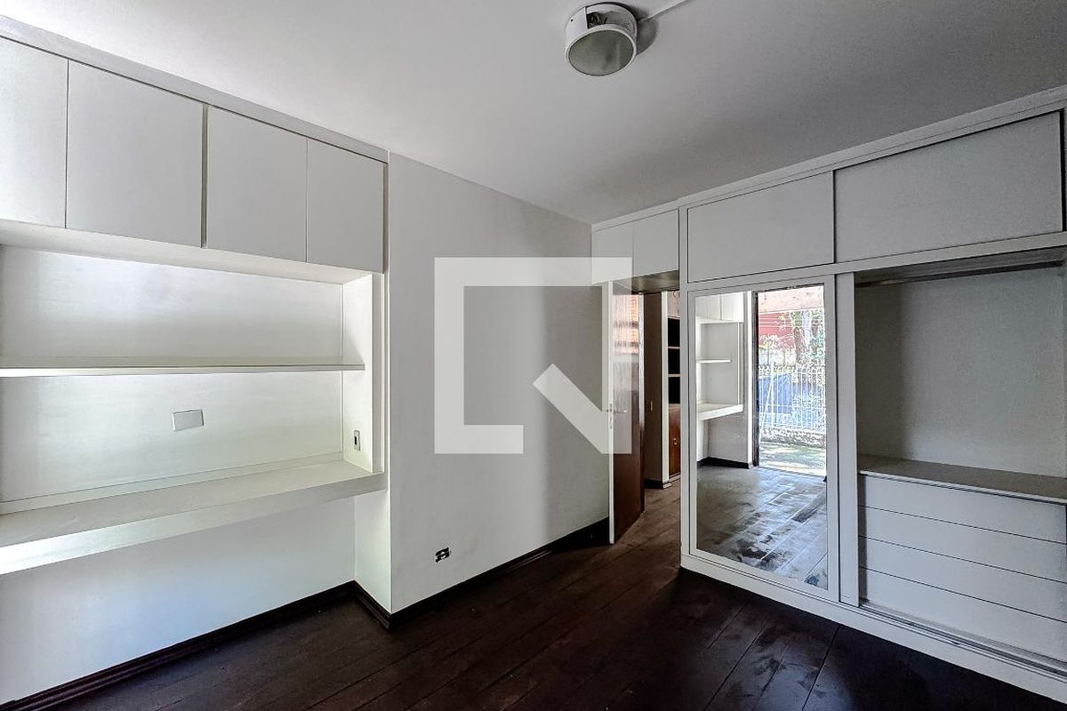 Casa, 4 quartos, 310 m² - Foto 29