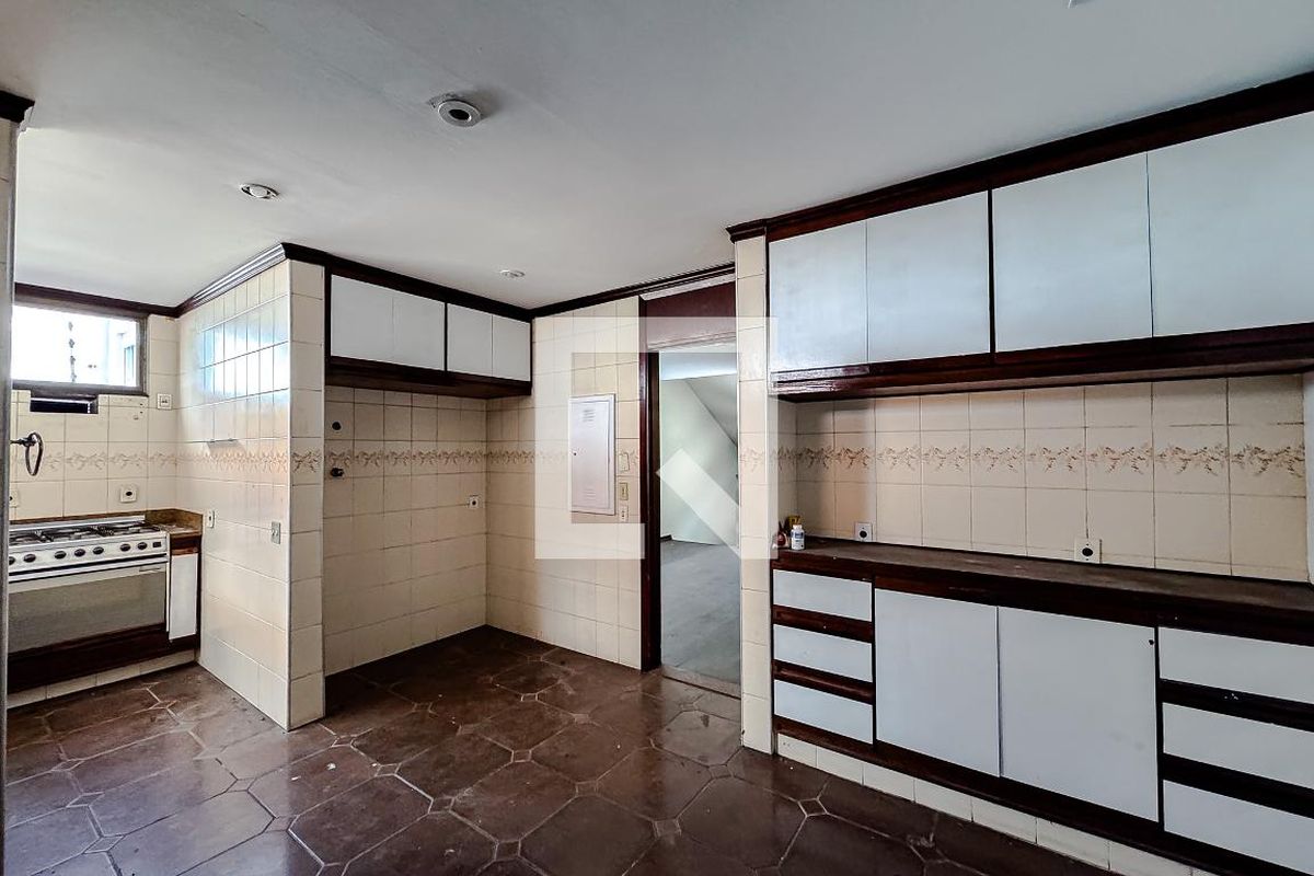 Casa, 4 quartos, 310 m² - Foto 11