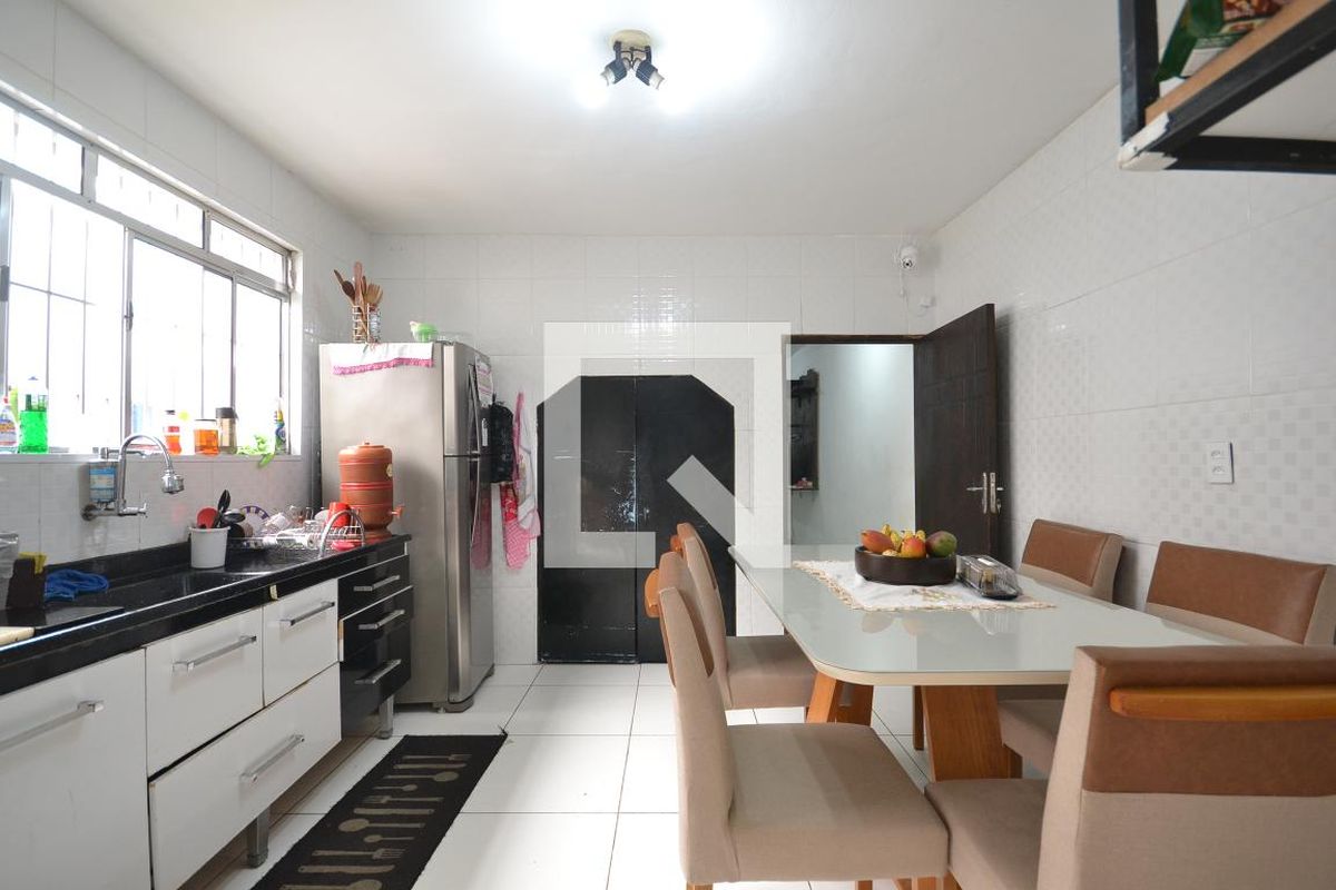 Casa, 7 quartos, 200 m² - Foto 50