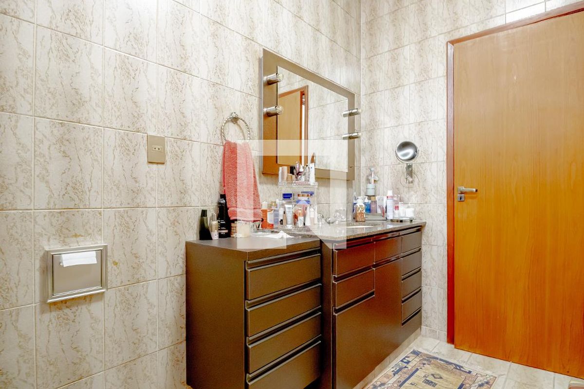 Casa, 4 quartos, 340 m² - Foto 26