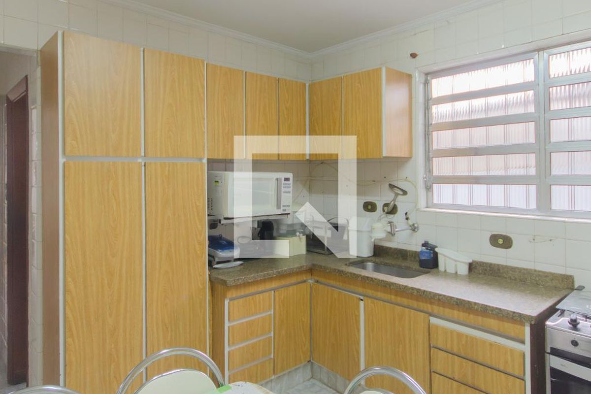 Casa, 3 quartos, 250 m² - Foto 28