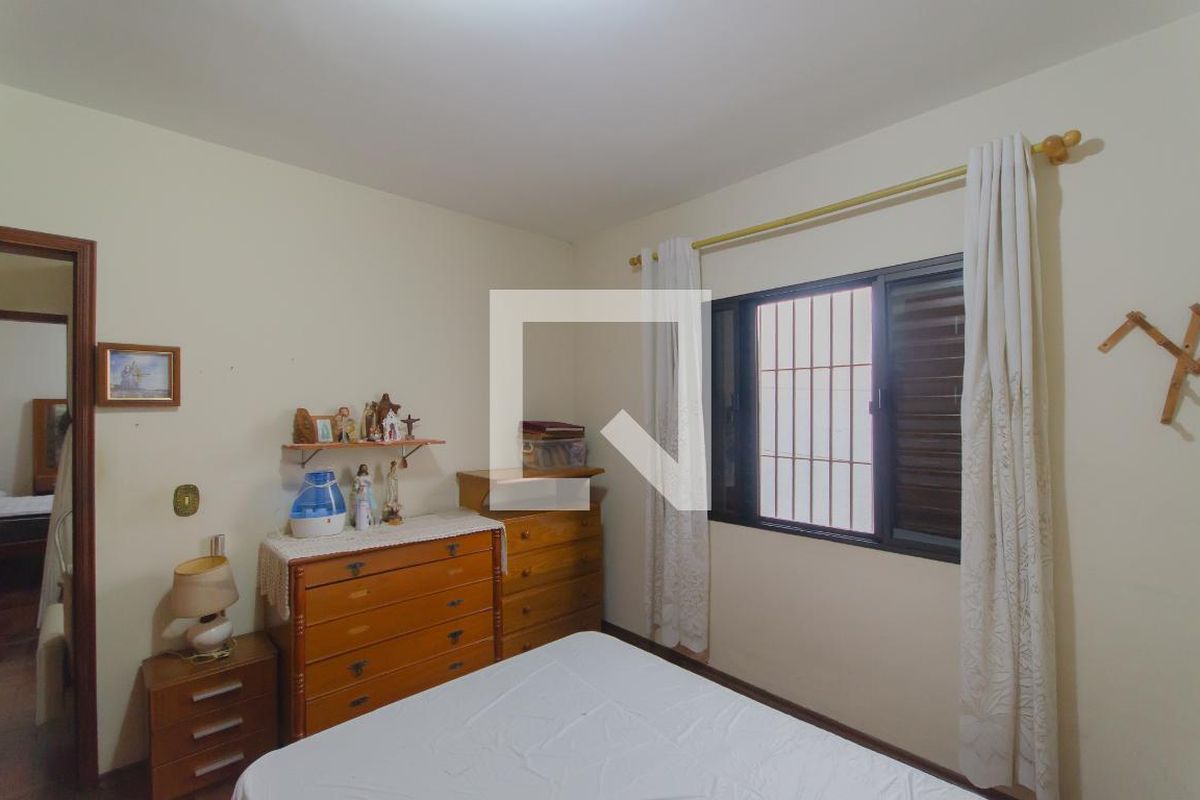 Casa, 3 quartos, 250 m² - Foto 10