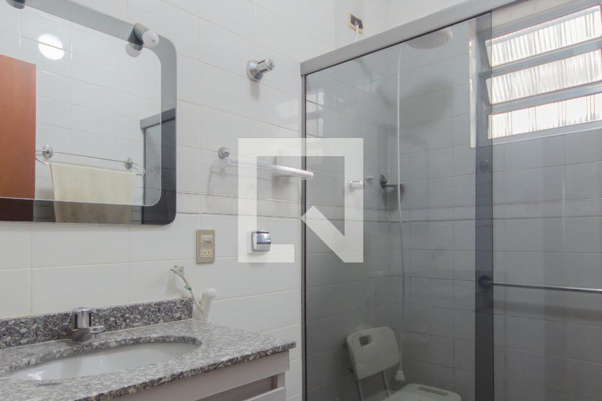 Casa, 3 quartos, 250 m² - Foto 24