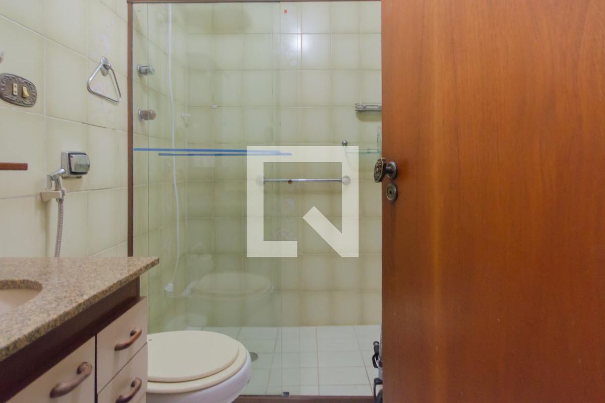 Casa, 3 quartos, 250 m² - Foto 18