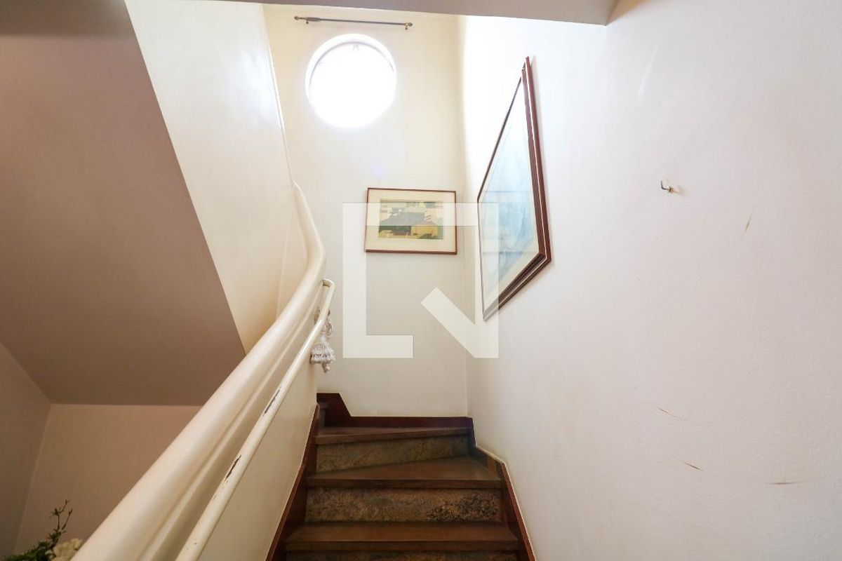 Casa, 3 quartos, 200 m² - Foto 47