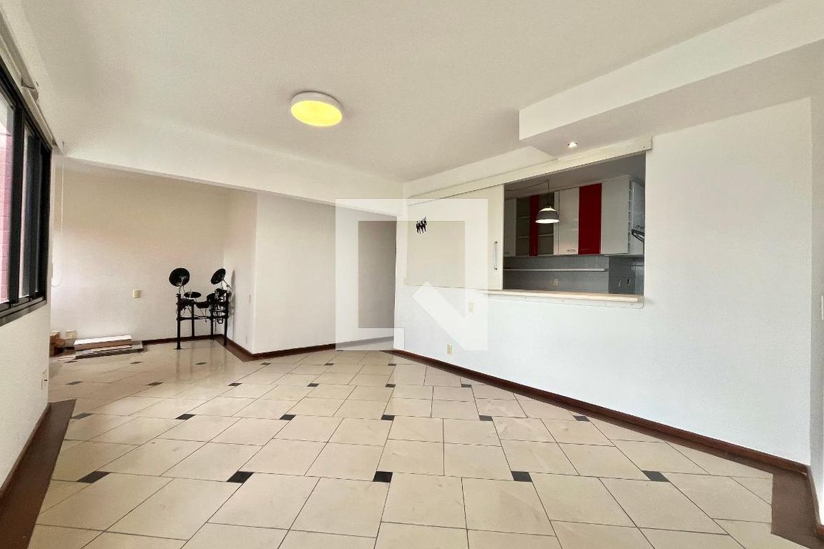 Apartamento, 3 quartos, 120 m² - Foto 2