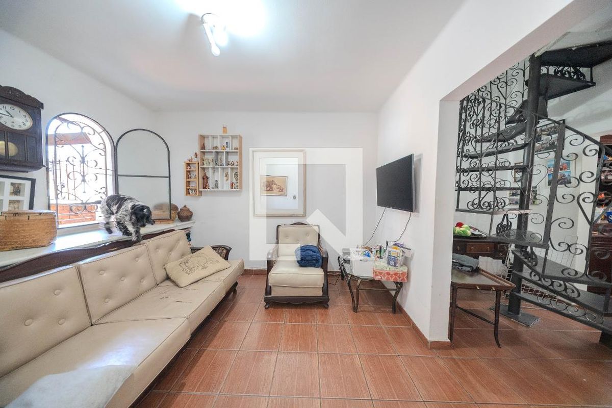 Casa, 6 quartos, 230 m² - Foto 2