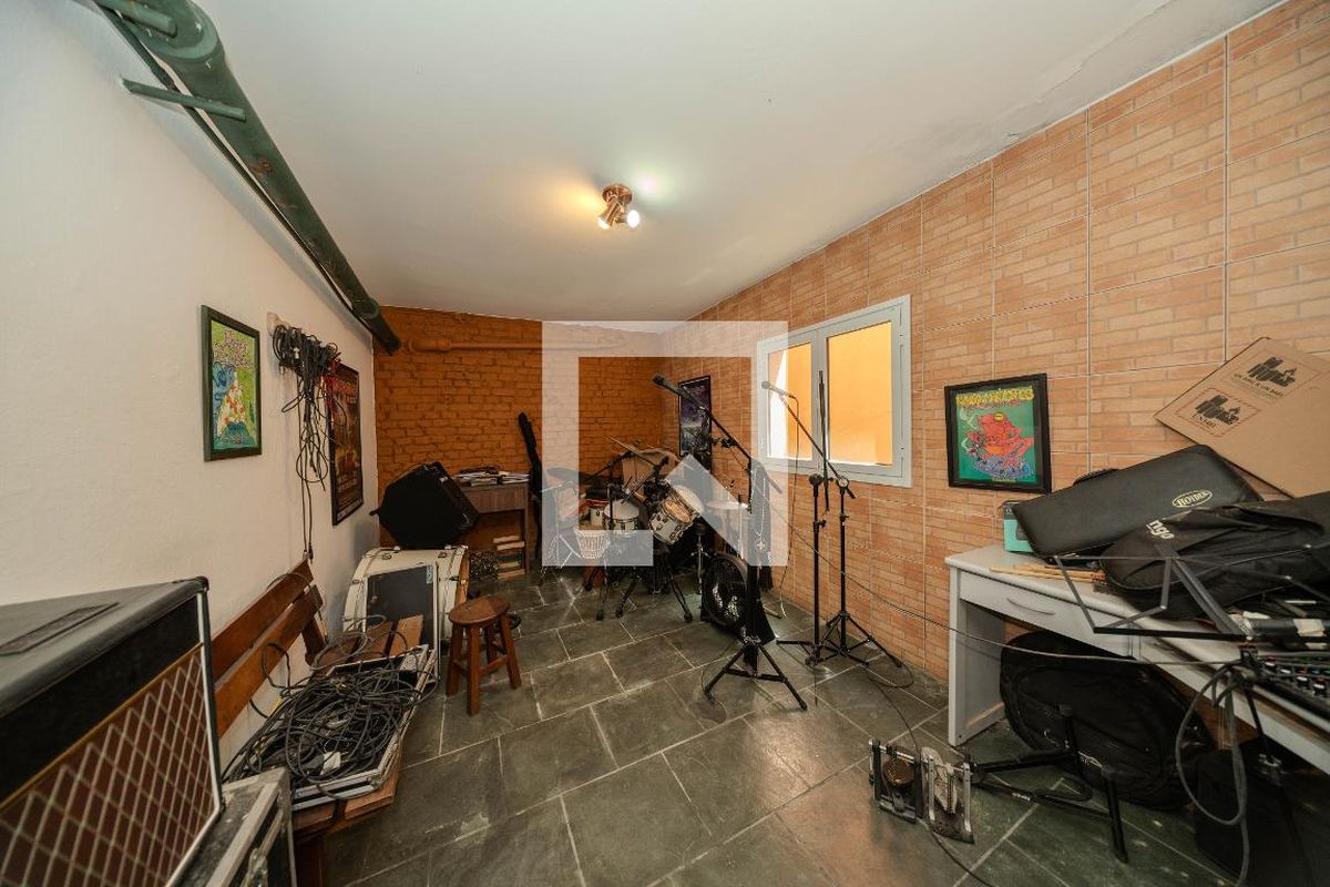 Casa, 6 quartos, 230 m² - Foto 47