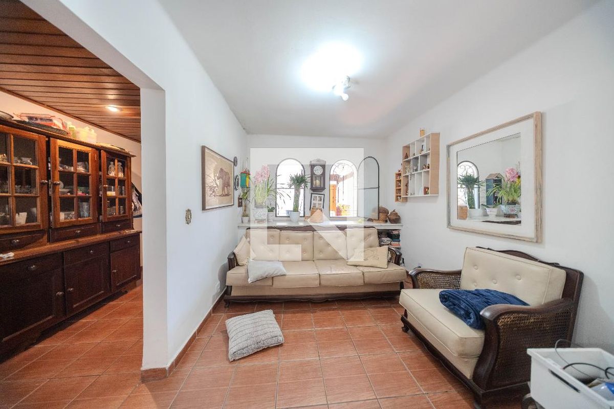 Casa, 6 quartos, 230 m² - Foto 4
