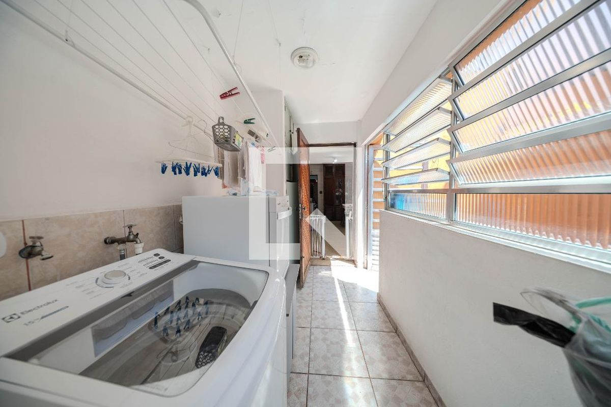 Casa, 6 quartos, 230 m² - Foto 37