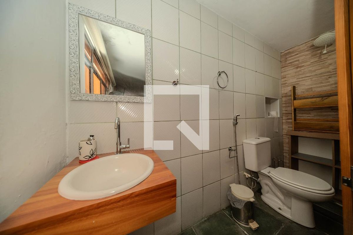 Casa, 6 quartos, 230 m² - Foto 51