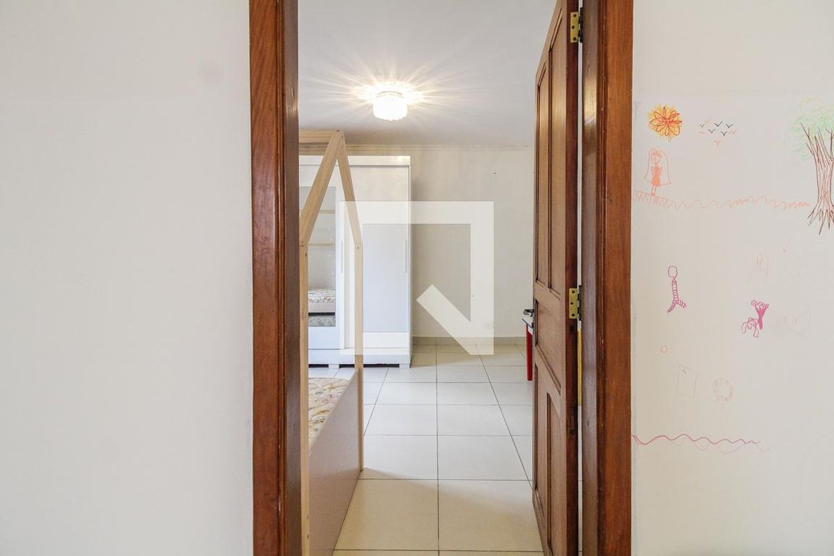 Casa, 3 quartos, 310 m² - Foto 47